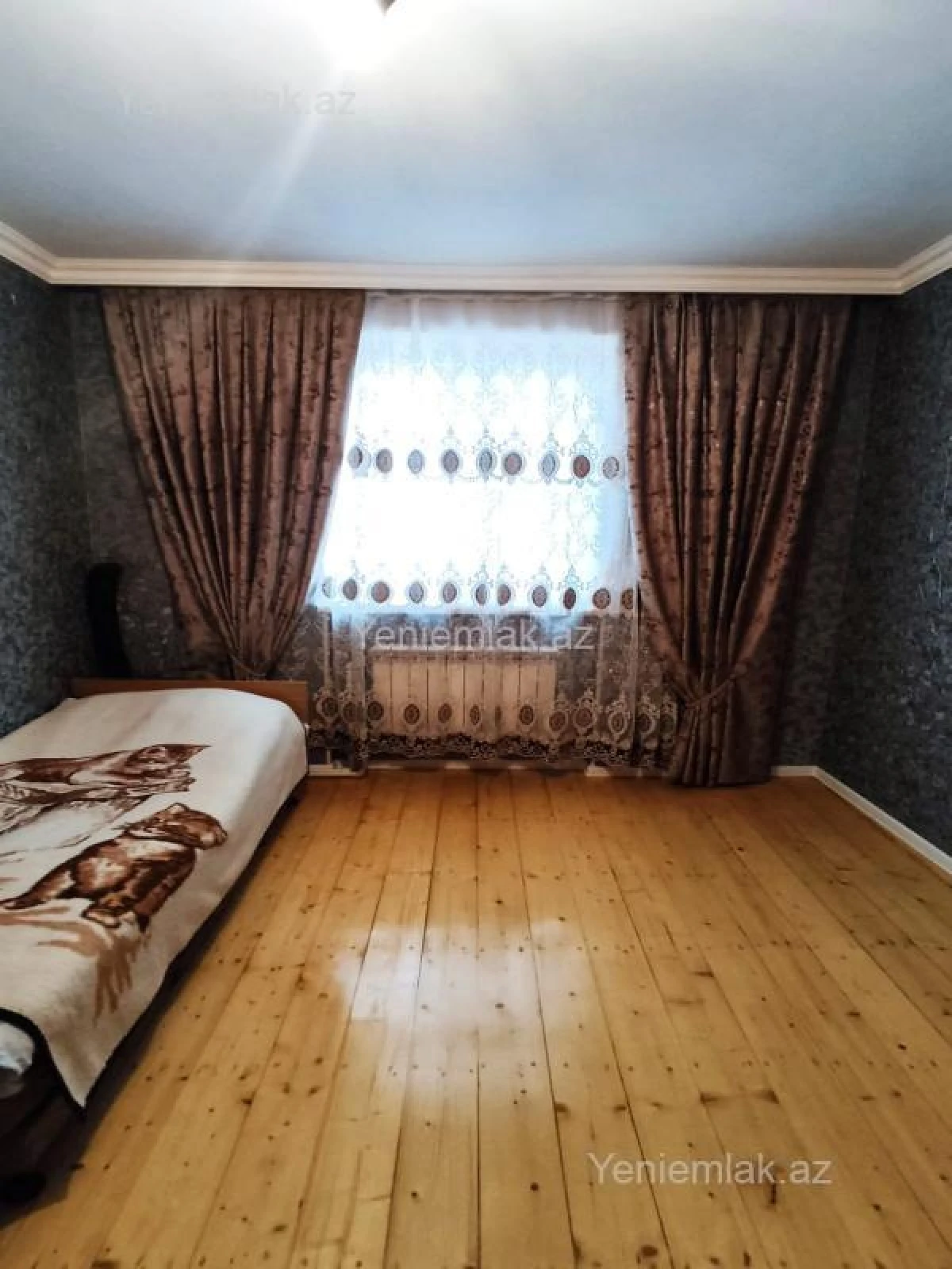 Satılır 3 otaqlı köhnə tikili 70 m²