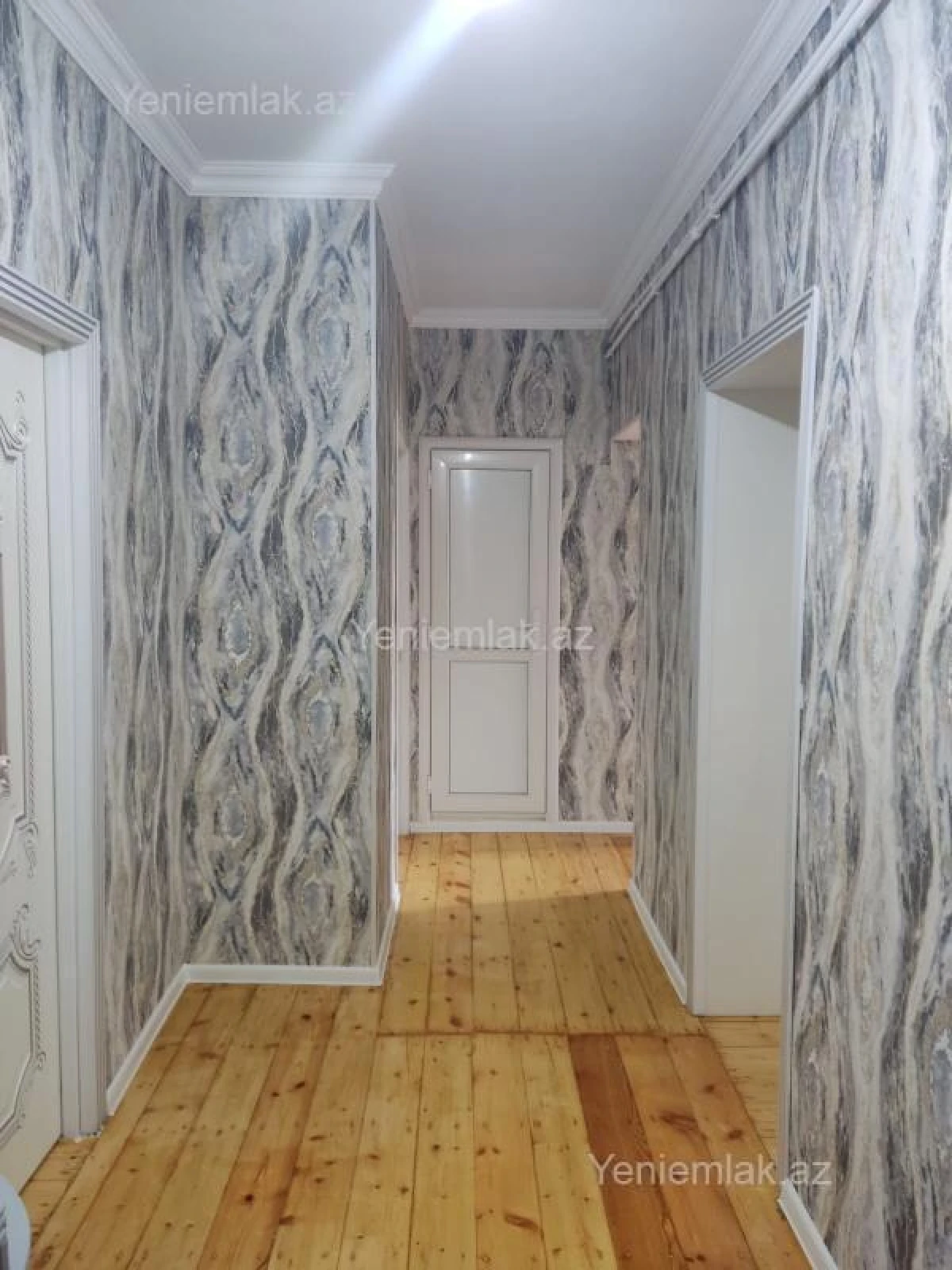 Satılır 3 otaqlı köhnə tikili 70 m²