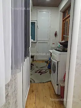 Satılır 3 otaqlı köhnə tikili 70 m²