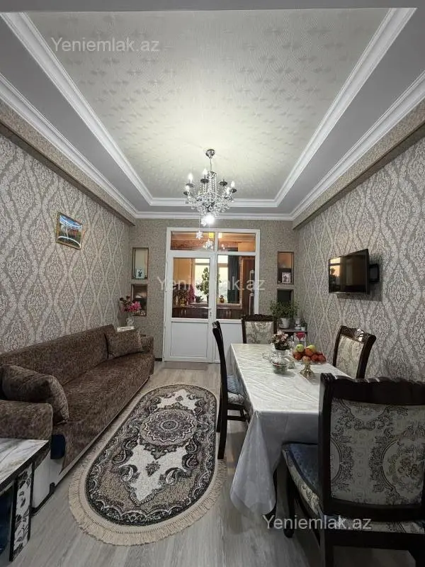 Satılır 3 otaqlı yeni tikili 60 m²