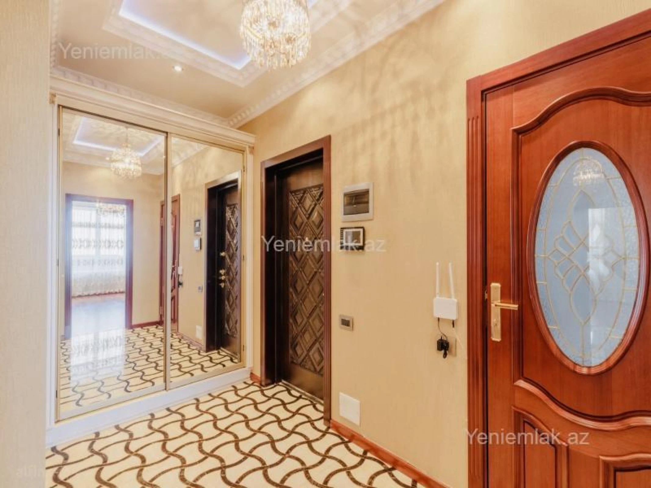 Satılır 3 otaqlı yeni tikili 137 m²