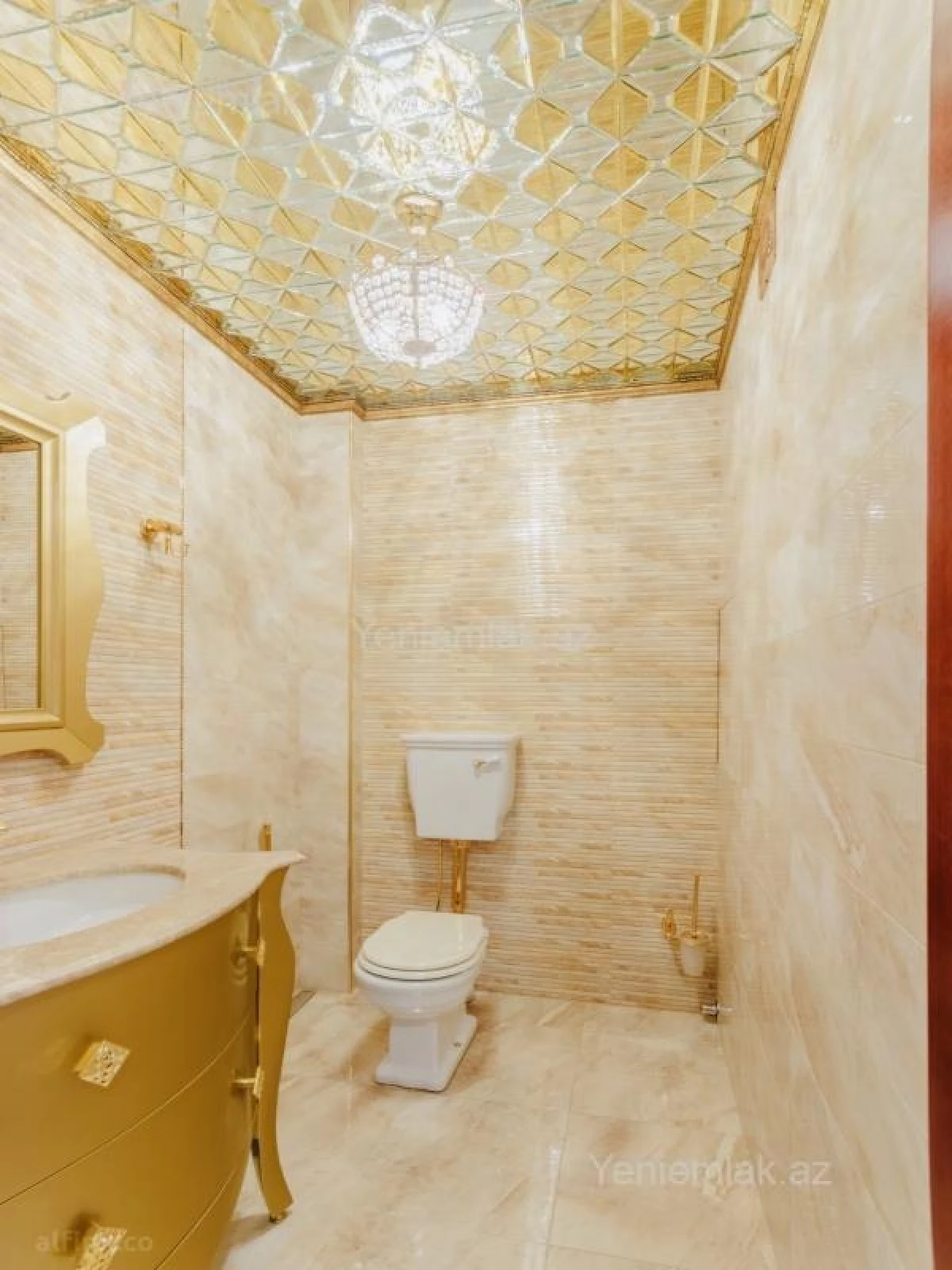 Satılır 3 otaqlı yeni tikili 137 m²