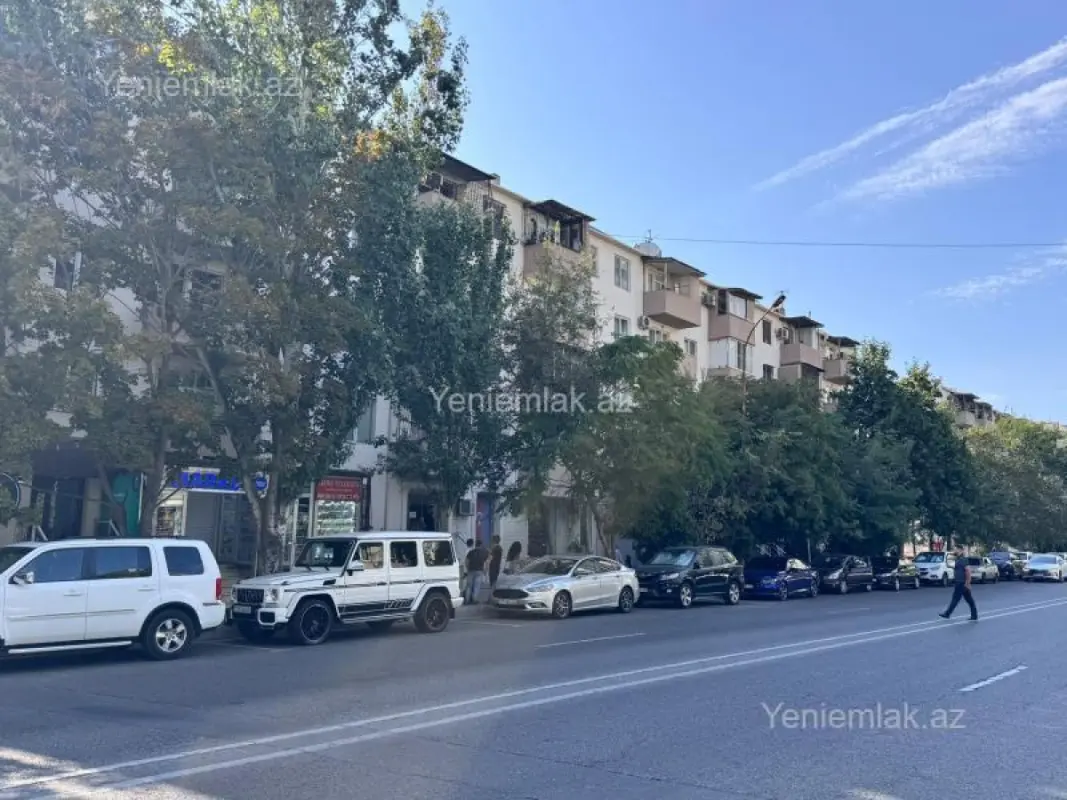Satılır 3 otaqlı köhnə tikili 60 m²