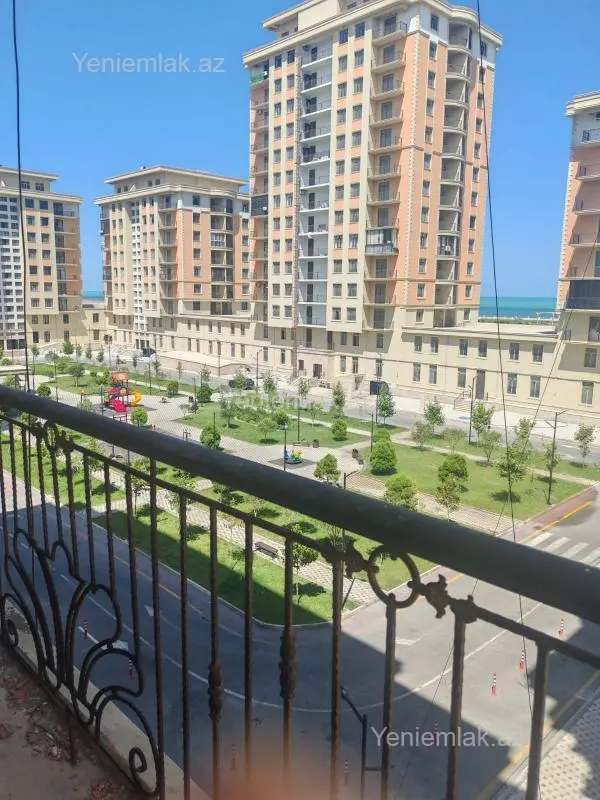 Satılır 3 otaqlı yeni tikili 116.5 m²