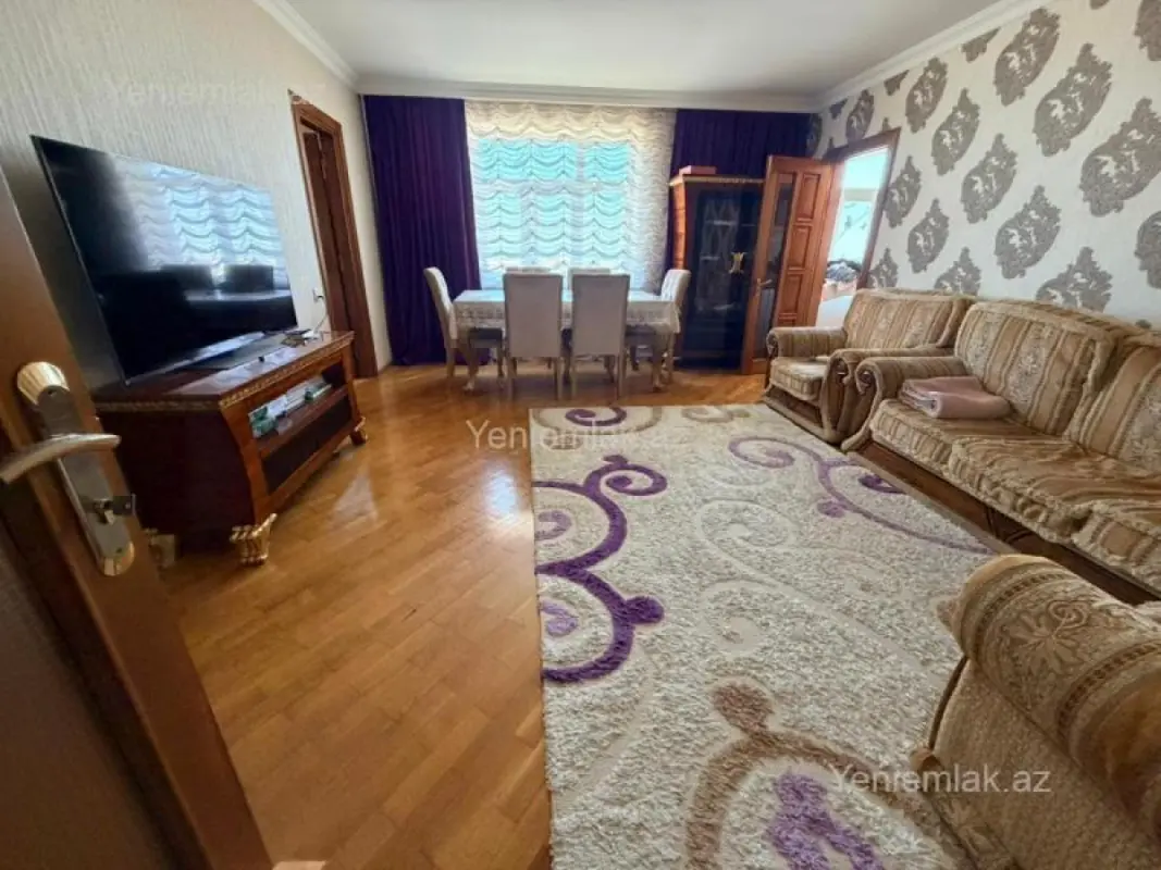 Satılır 4 otaqlı köhnə tikili 80 m²