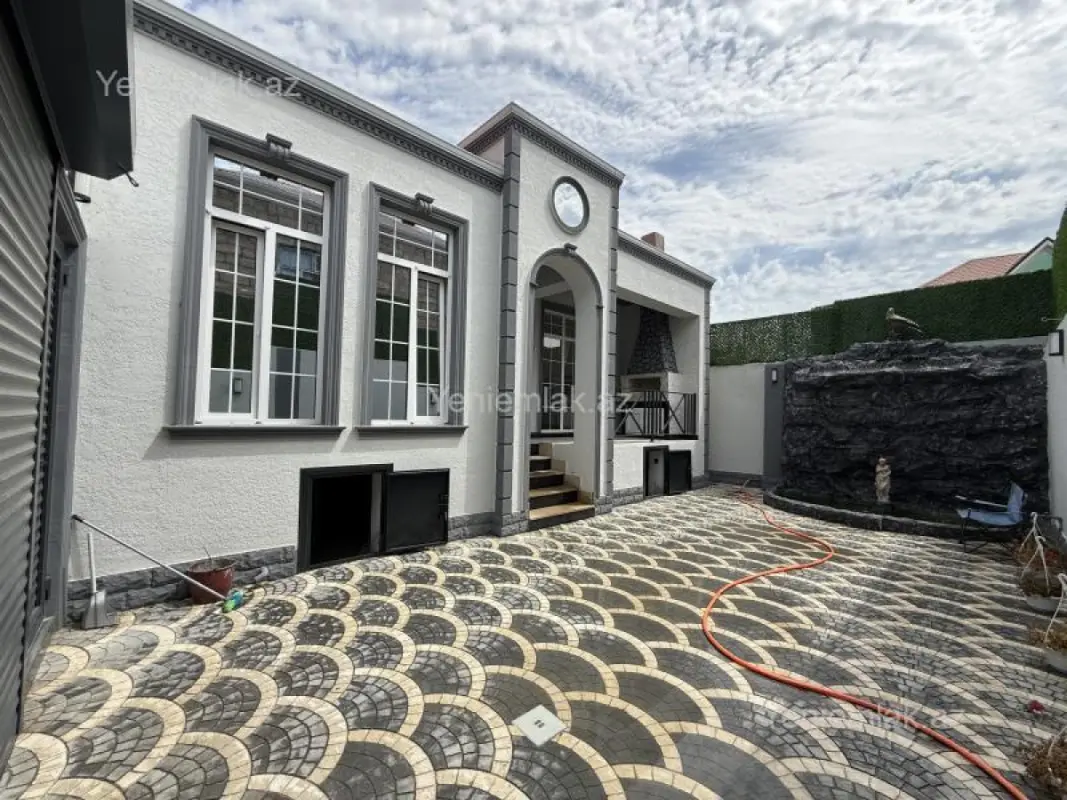 Satılır 4 otaqlı həyət evi 110 m²