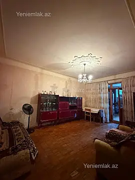 Satılır 3 otaqlı köhnə tikili 100 m² — Sumqayıt 3 otaq 100.00 m²