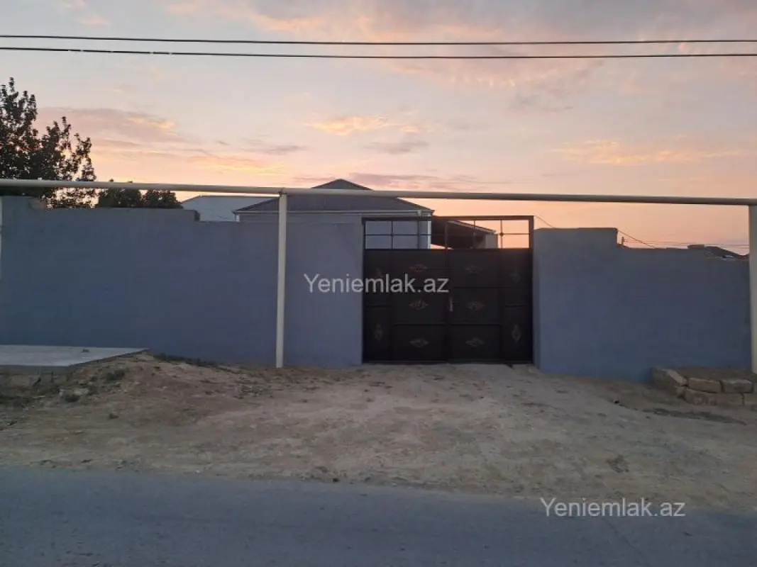 Satılır 3 otaqlı həyət evi 60 m²