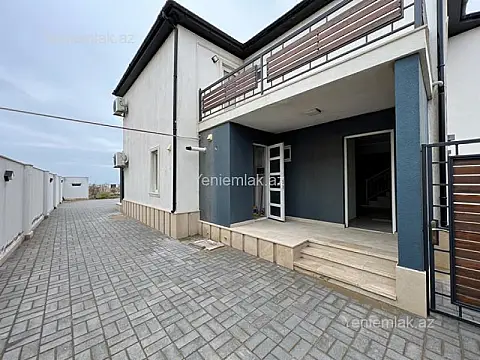 Satılır 5 otaqlı həyət evi 320 m²