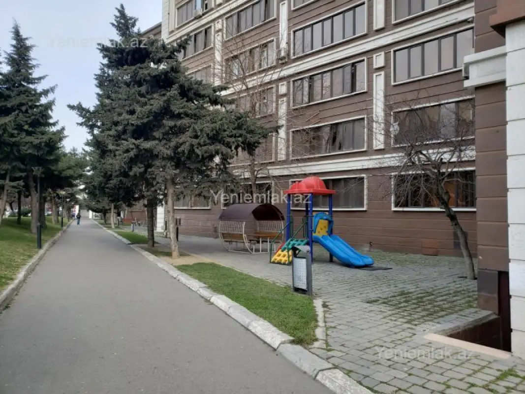Satılır 6 otaqlı obyekt 100 m²