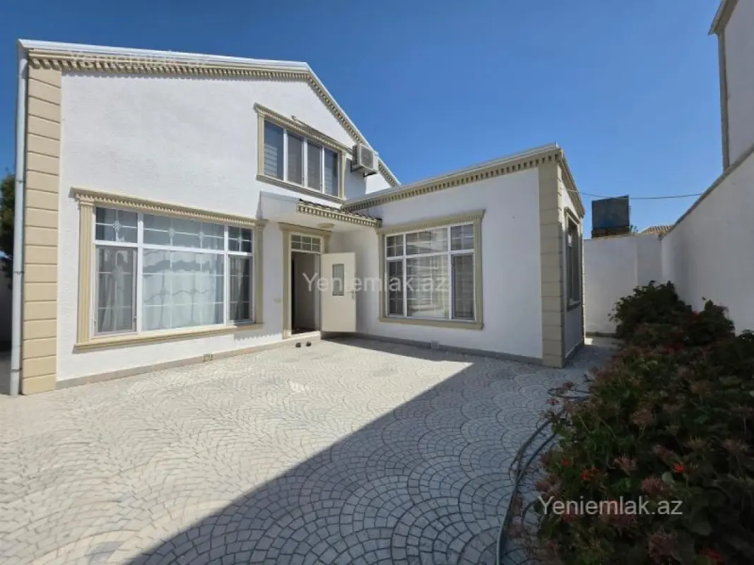 Satılır 4 otaqlı həyət evi 150 m²
