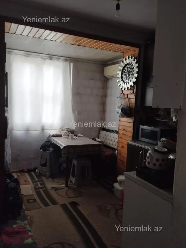 Satılır 1 otaqlı köhnə tikili 34 m²