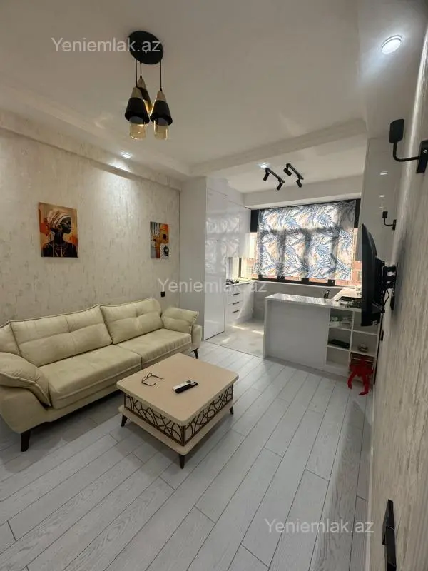 Satılır 1 otaqlı yeni tikili 40 m²