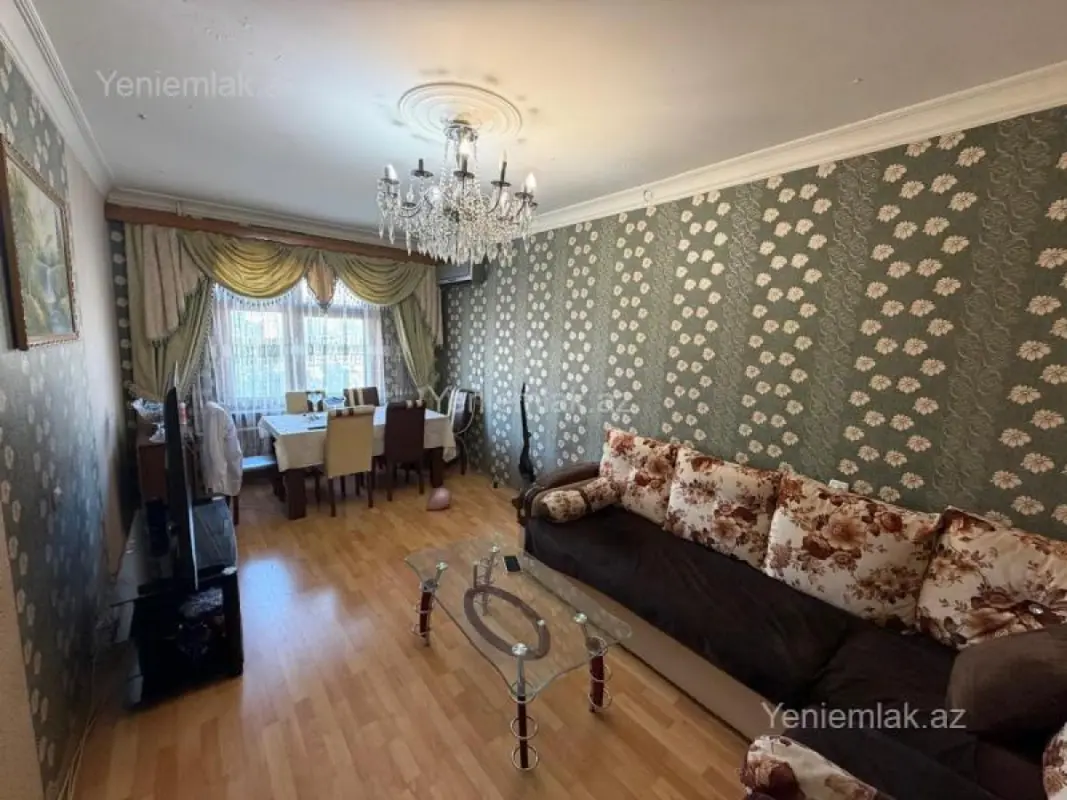 Satılır 3 otaqlı köhnə tikili 74 m²