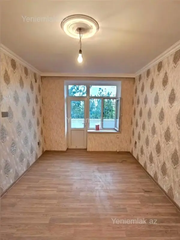 Satılır 2 otaqlı köhnə tikili 46 m²