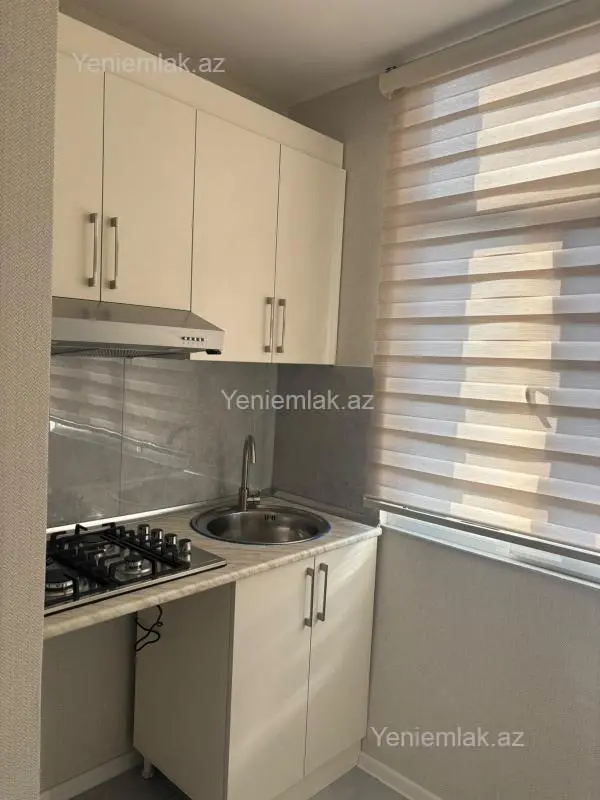 Satılır 2 otaqlı köhnə tikili 35 m²
