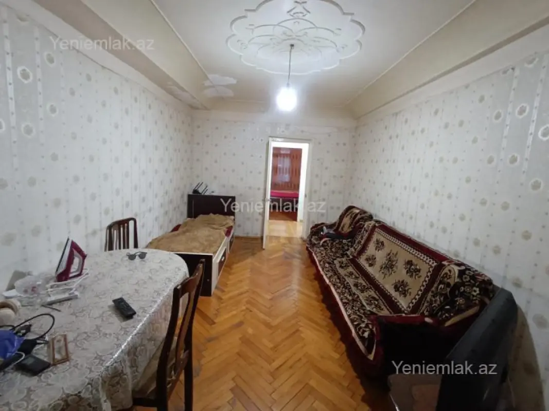 Satılır 2 otaqlı köhnə tikili 48 m²