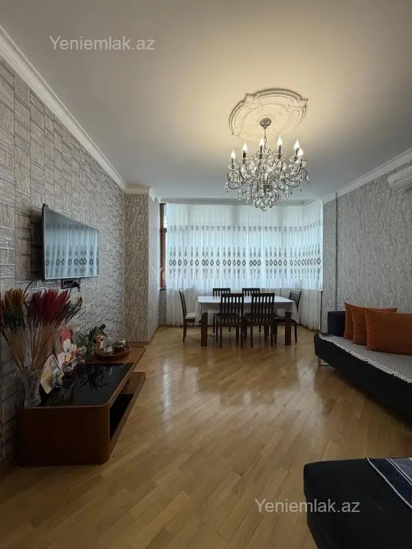 Satılır 2 otaqlı yeni tikili 60 m²