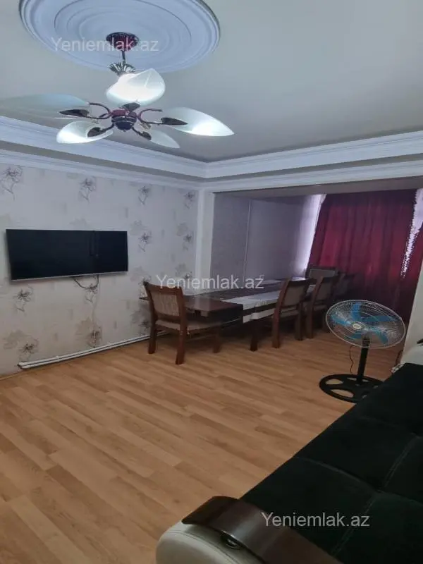 Satılır 3 otaqlı köhnə tikili 72 m²