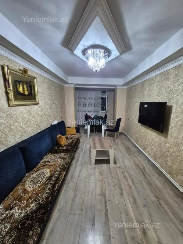 Satılır 3 otaqlı köhnə tikili 70 m²