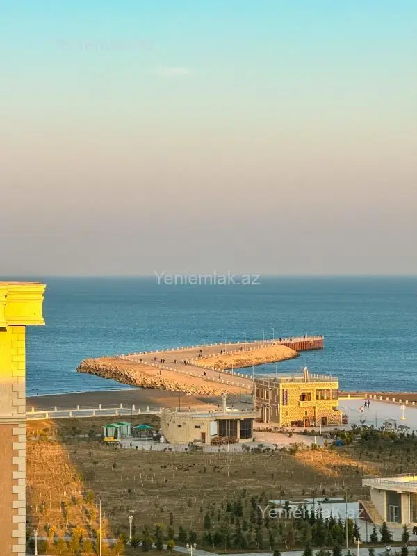 Satılır 4 otaqlı yeni tikili 300 m²