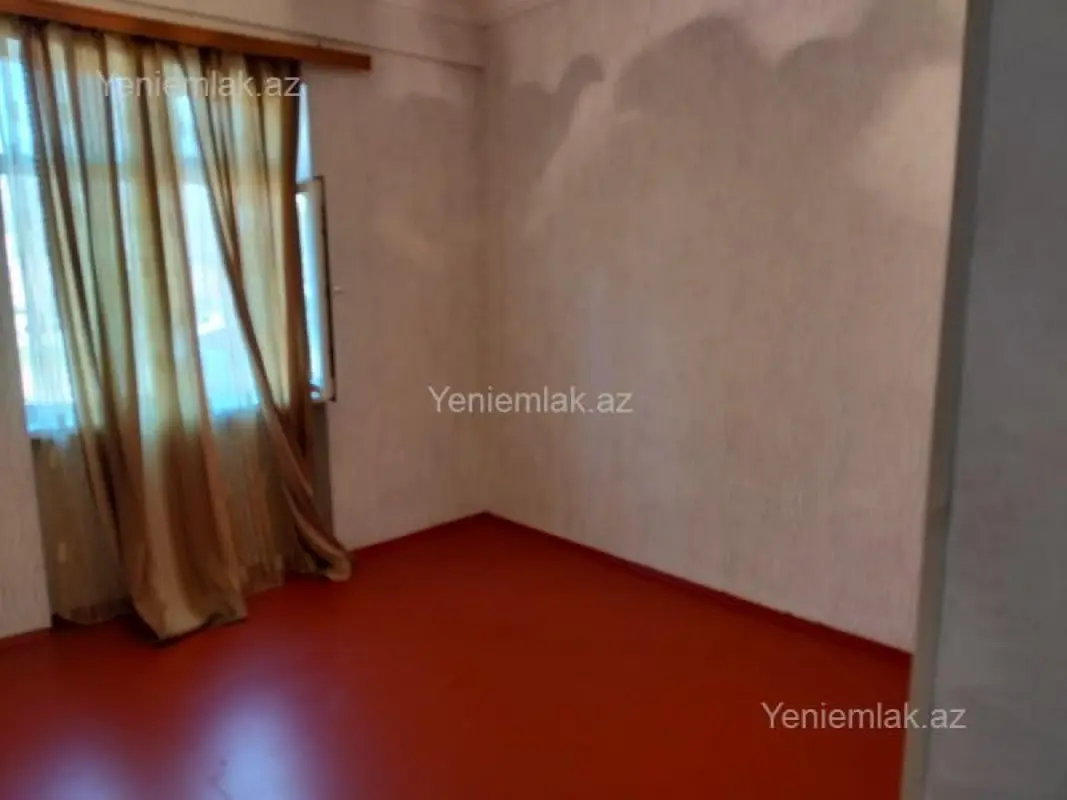 Satılır 2 otaqlı köhnə tikili 51 m²