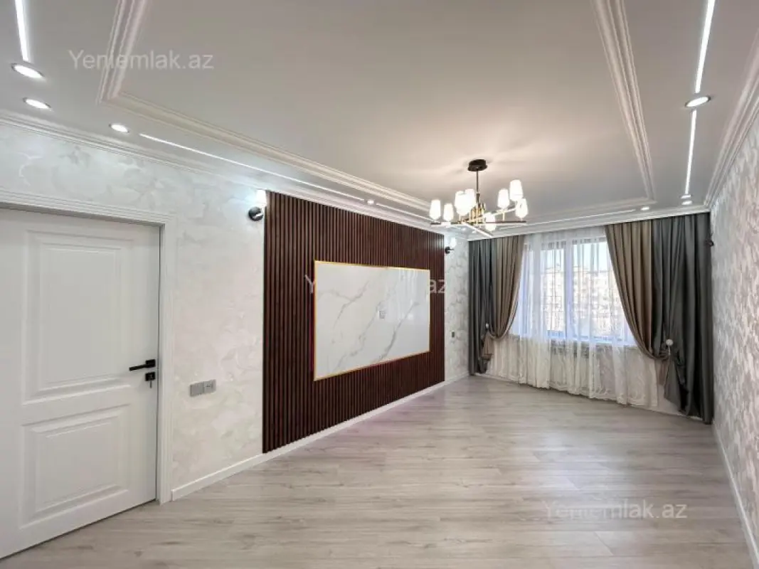Satılır 3 otaqlı köhnə tikili 80 m²