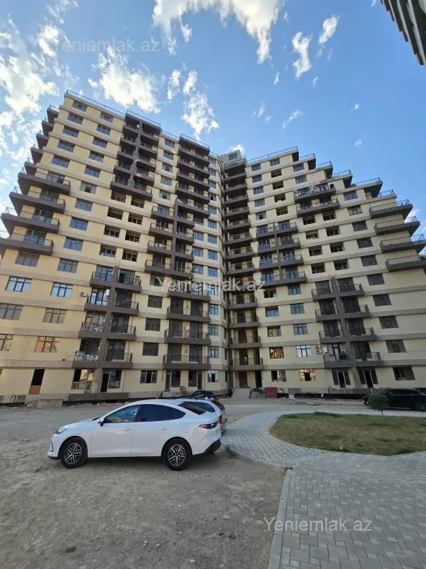 Satılır 2 otaqlı yeni tikili 76 m²
