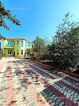 Satılır 7 otaqlı həyət evi 250 m²