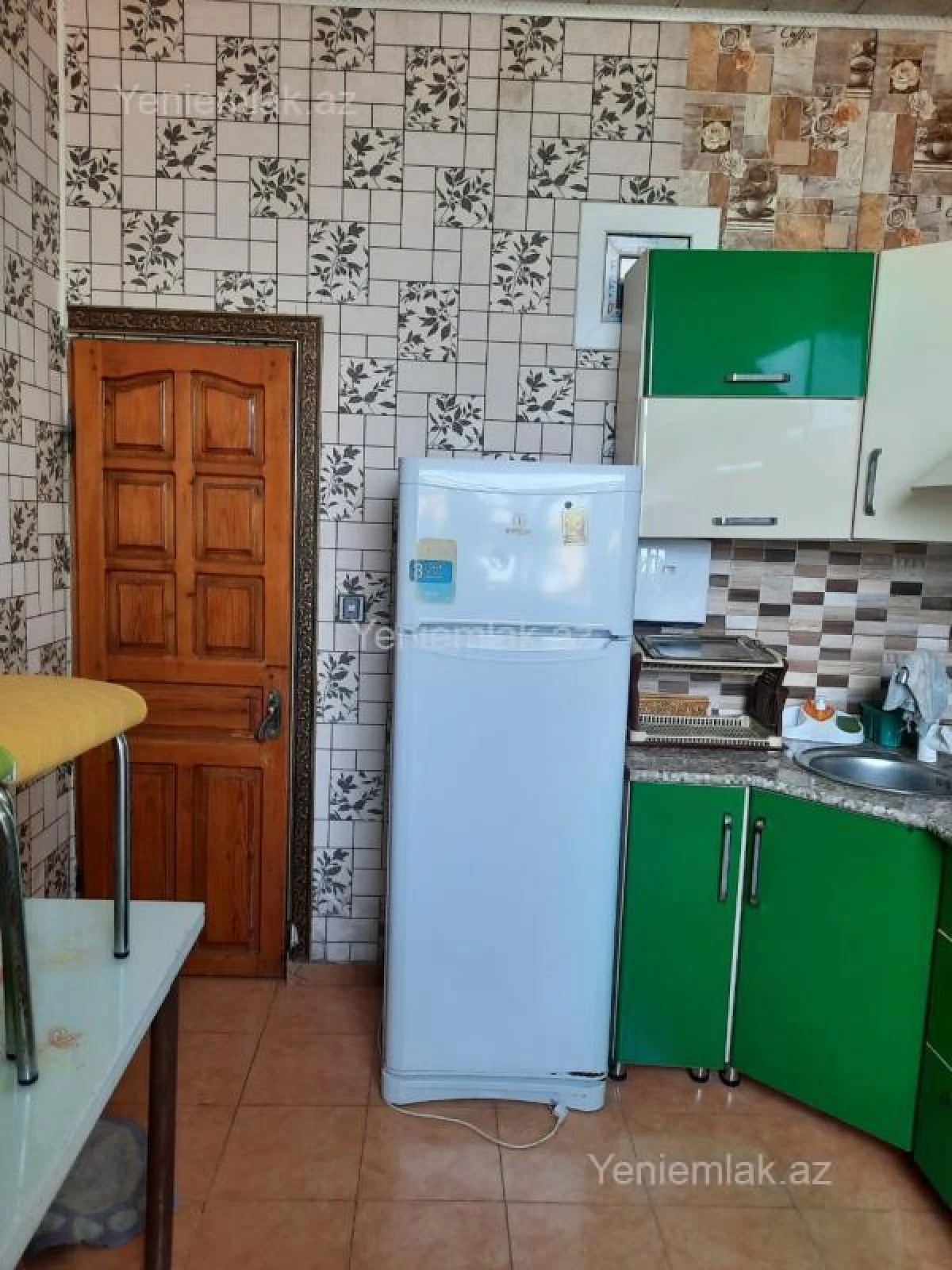 Satılır 7 otaqlı həyət evi 250 m²