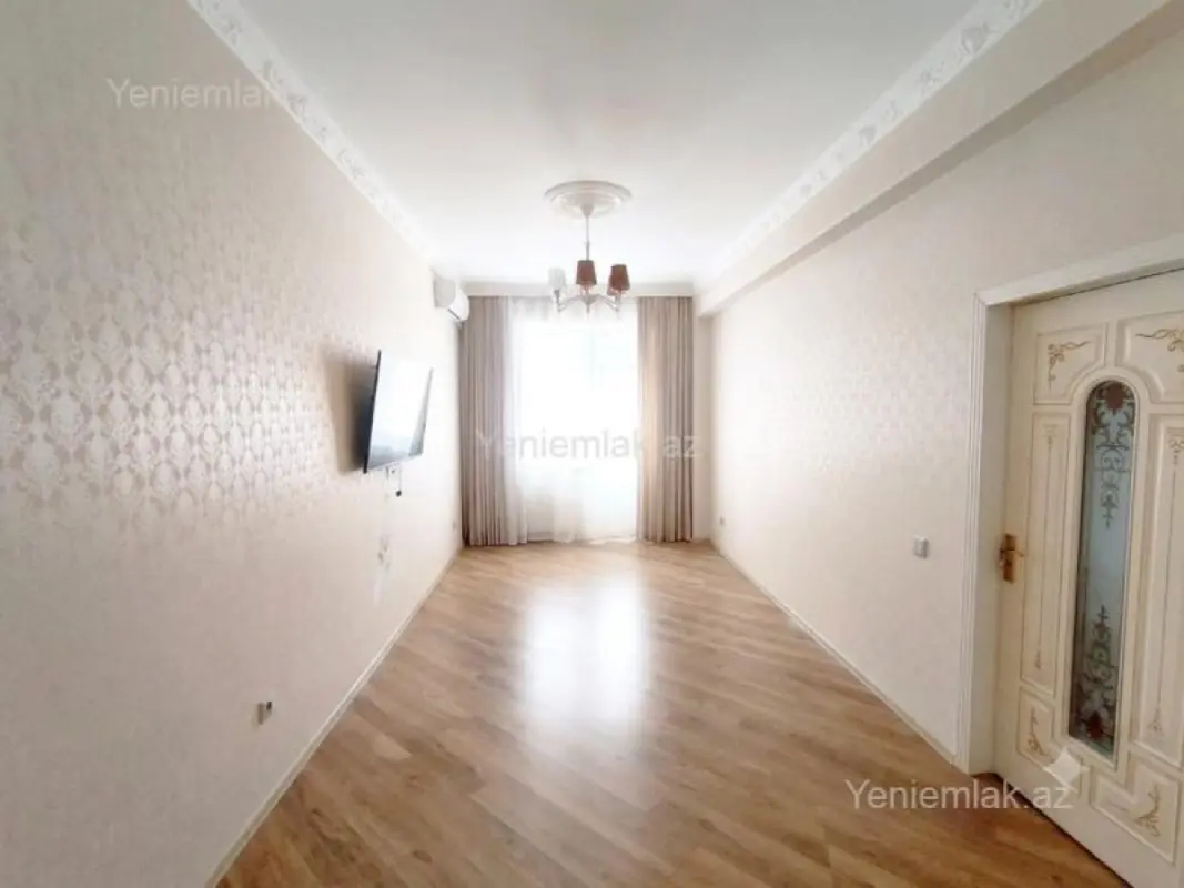 Satılır 3 otaqlı yeni tikili 107 m²