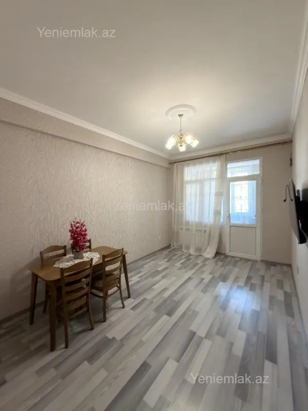 Satılır 3 otaqlı yeni tikili 63 m²