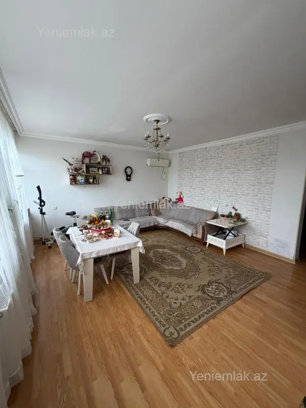Satılır 4 otaqlı həyət evi 120 m²