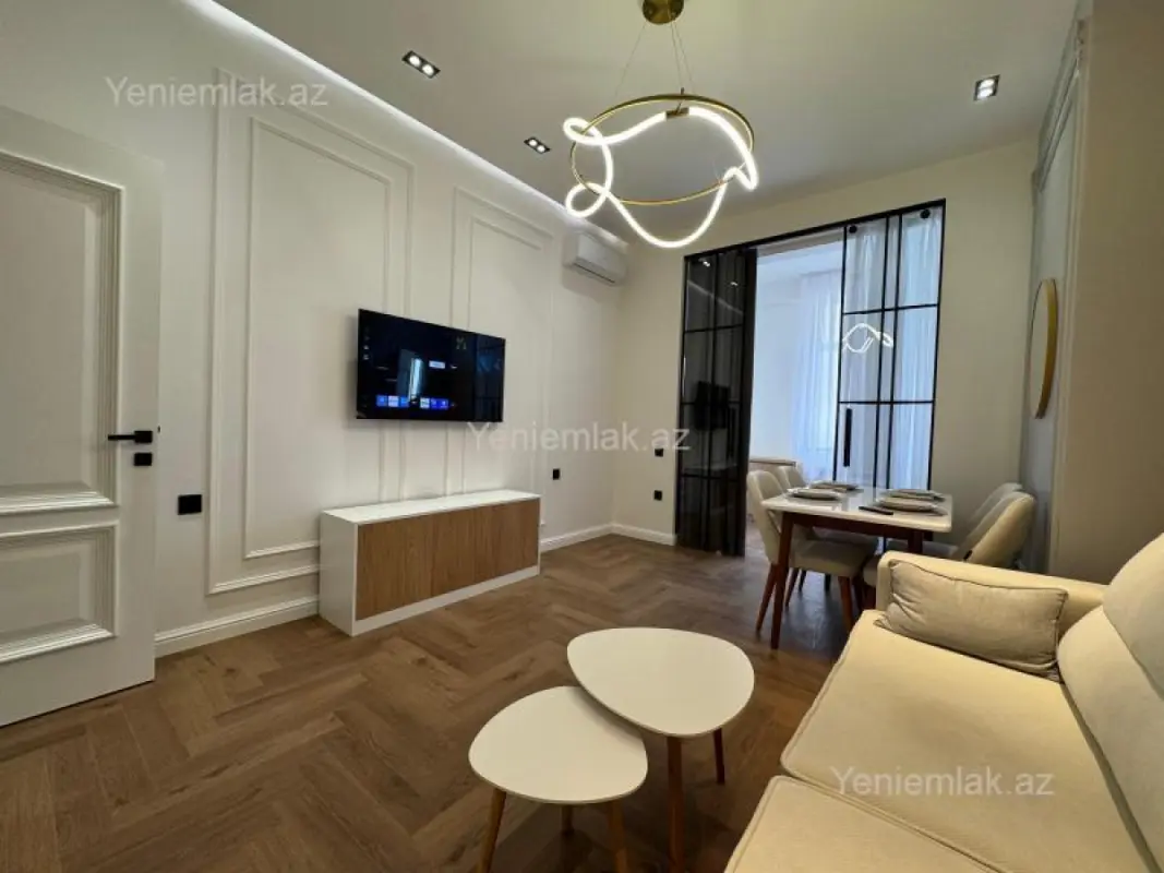 Satılır 3 otaqlı yeni tikili 81 m²