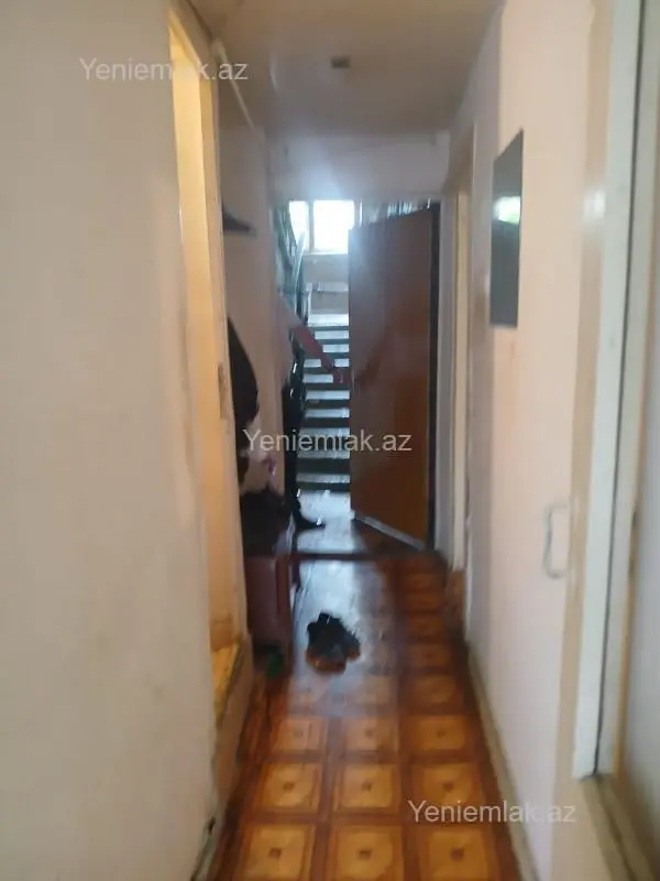 Satılır 1 otaqlı köhnə tikili 31 m²