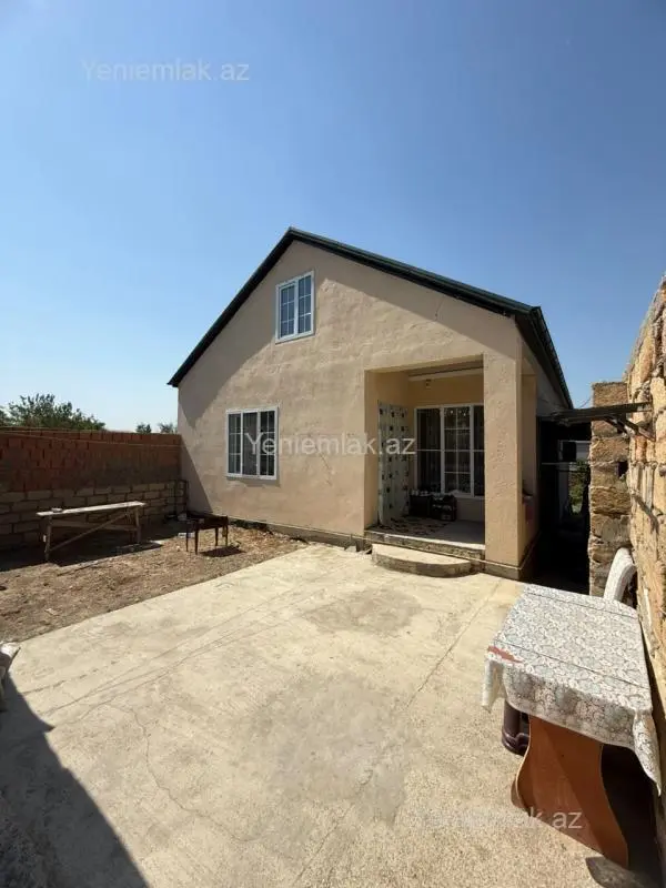 Satılır 3 otaqlı həyət evi 116 m²