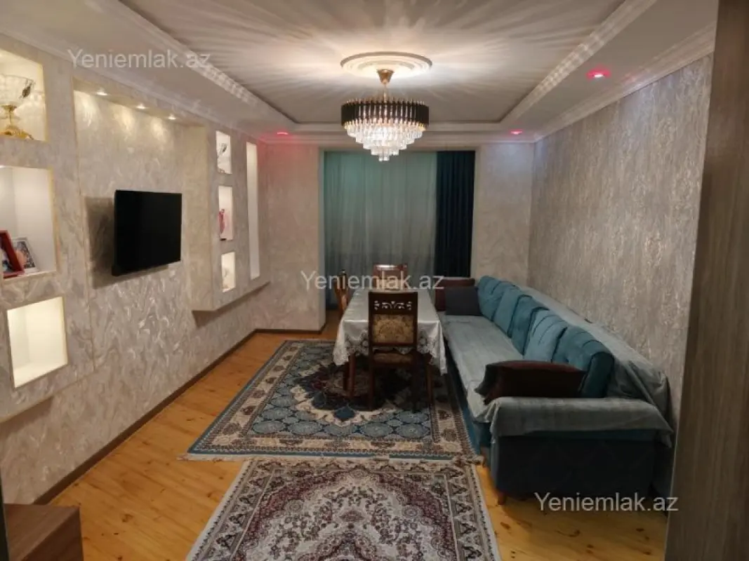 Satılır 4 otaqlı köhnə tikili 92 m²