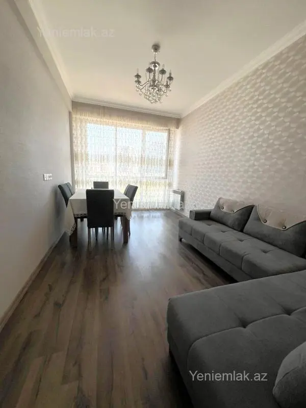 Satılır 3 otaqlı yeni tikili 80 m²