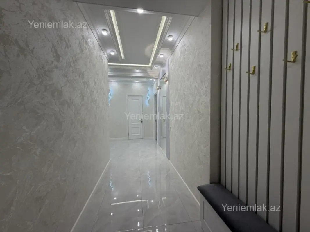 Satılır 3 otaqlı yeni tikili 88 m²