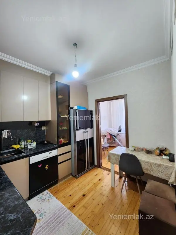 Satılır 3 otaqlı yeni tikili 74 m²