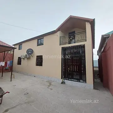 Satılır 8 otaqlı həyət evi 200 m² — Bakı, Binəqədi 8 otaq 200.00 m²