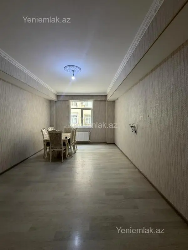 Satılır 2 otaqlı yeni tikili 60 m²