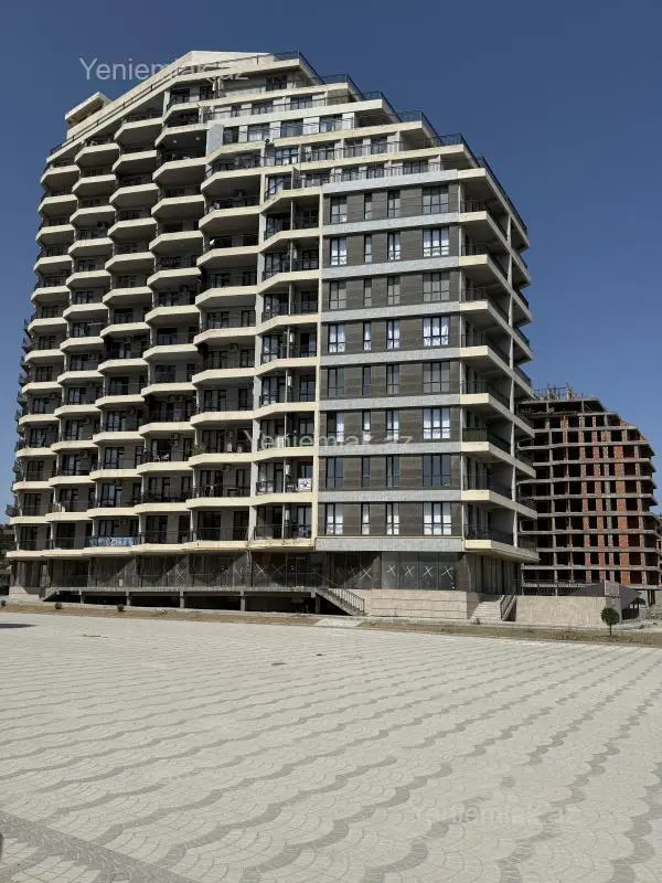 Satılır 3 otaqlı yeni tikili 144.5 m²