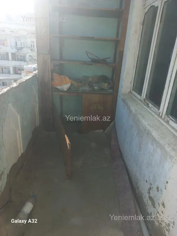 Satılır 3 otaqlı köhnə tikili 72 m²