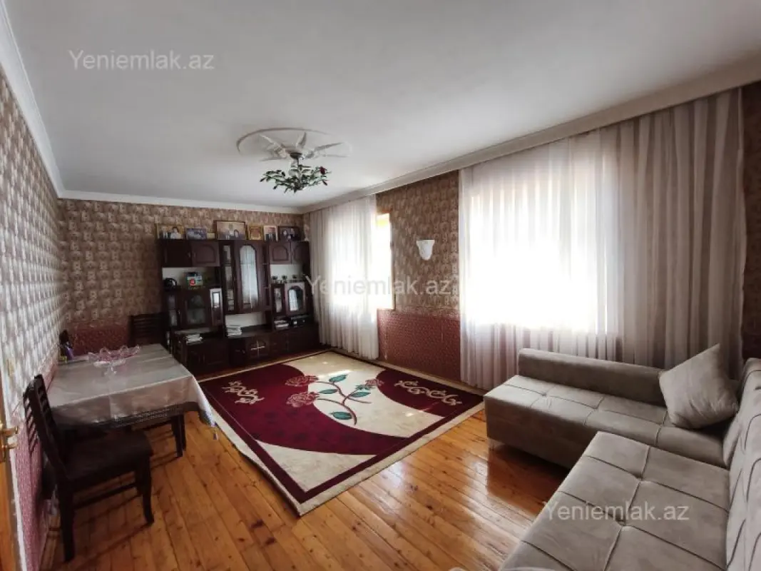 Satılır 5 otaqlı köhnə tikili 105 m²