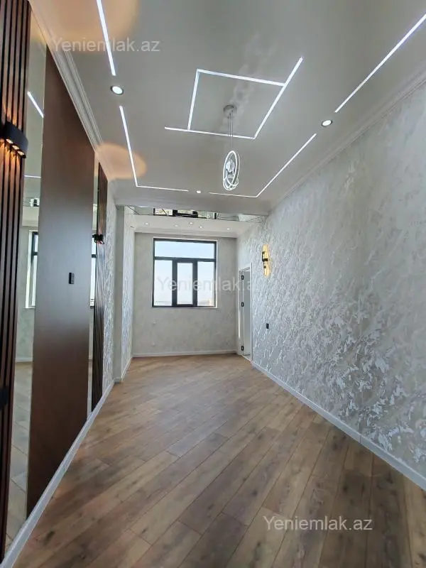 Satılır 3 otaqlı yeni tikili 73 m²