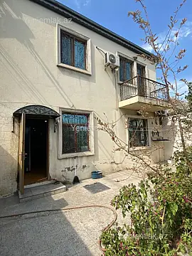 Satılır 5 otaqlı həyət evi 200 m² — Bakı, Binəqədi 5 otaq 200.00 m²