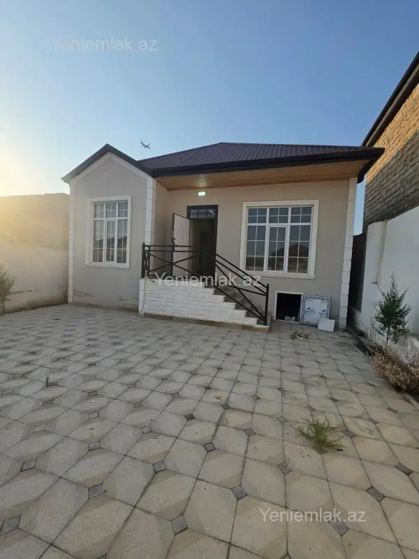 Satılır 3 otaqlı həyət evi 90 m²