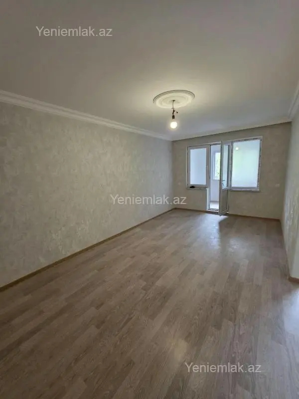 Satılır 2 otaqlı köhnə tikili 47 m²