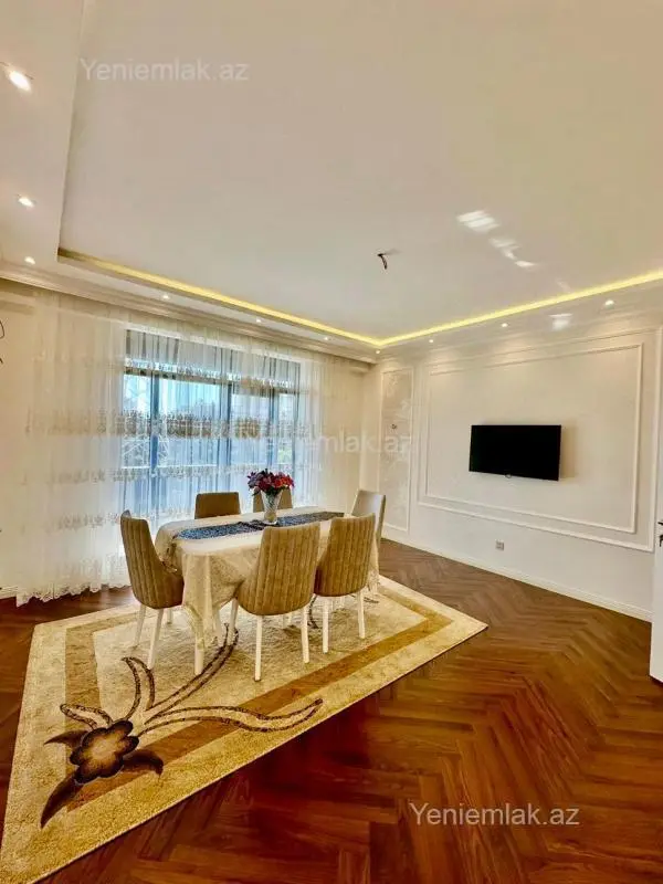 Satılır 3 otaqlı yeni tikili 110 m²
